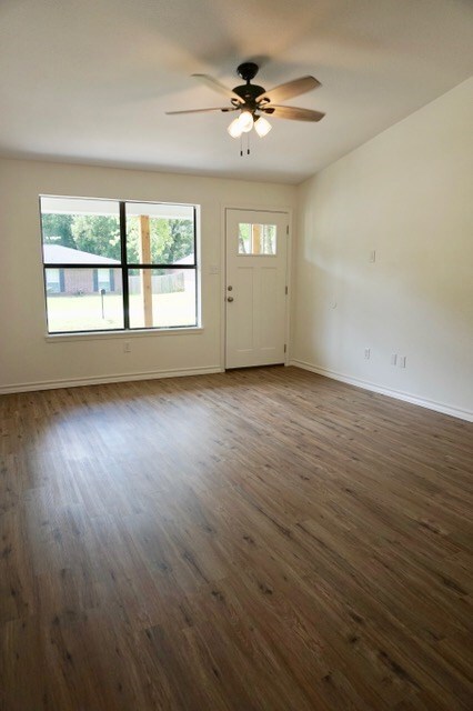 184 Stone Dr, Lufkin, TX 75904 - photo 4