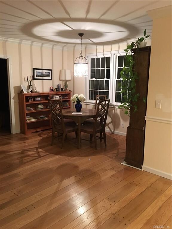 Open concept dining area off from the lining room.