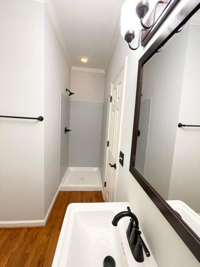 Downstairs full Bath
