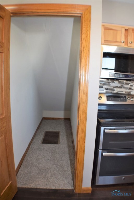 18513 W State Route 105, Elmore, OH 43416 - photo 7