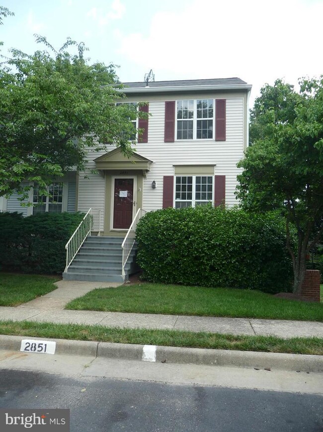 2851 Madeira Ct unit 14, Woodbridge, VA 22192 - photo 2