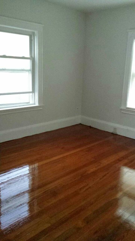 19 Myrtle St unit 2, Quincy, MA 02171 - photo 2