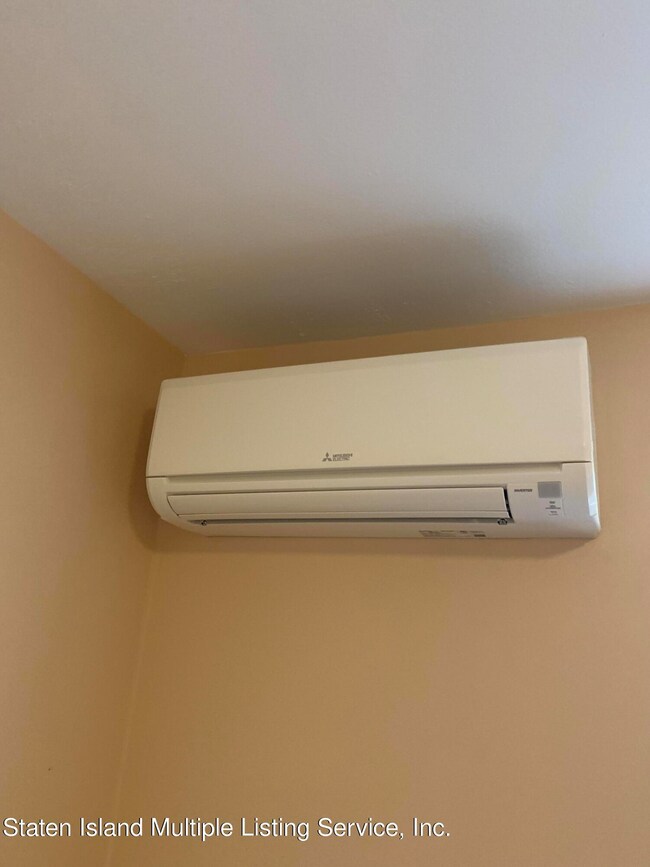 297 Norway Ave unit 1, Staten Island, NY 10305 - photo 7