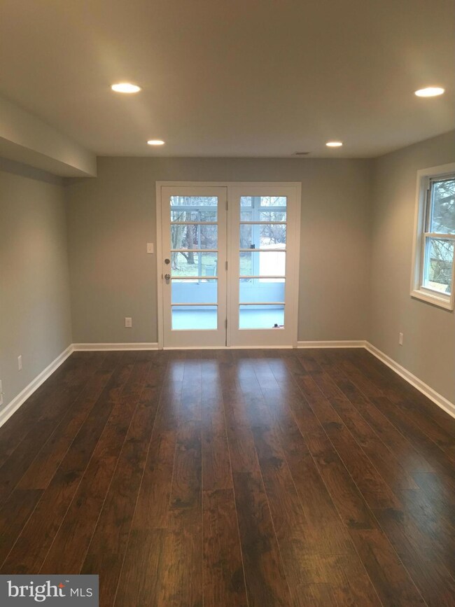 10800 Javins St, Glenn Dale, MD 20769 - photo 4