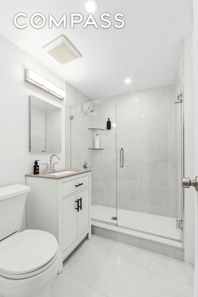 The Victorian unit 14A, New York, NY 10065 - photo 6