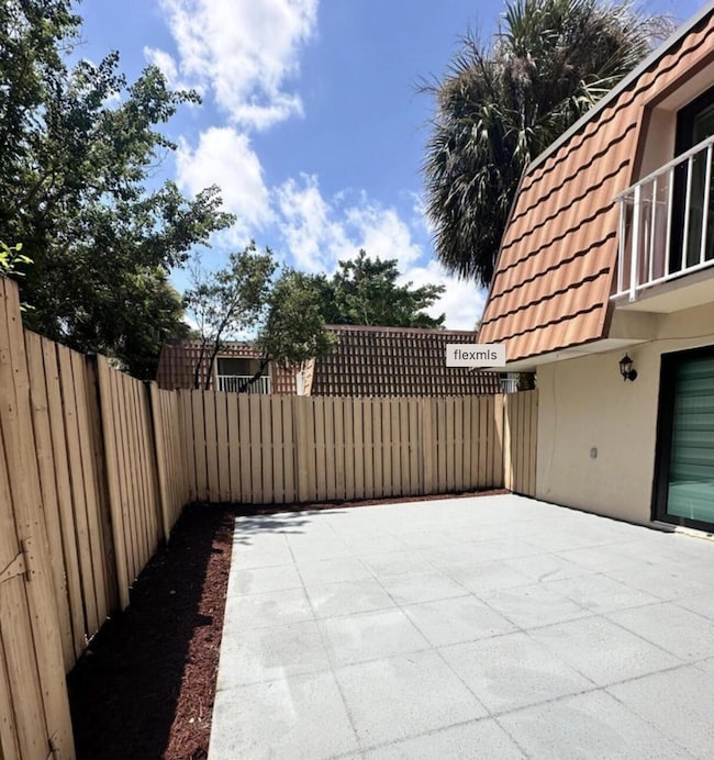 507 Green Springs Place, West Palm Beach, FL 33409 - photo 3