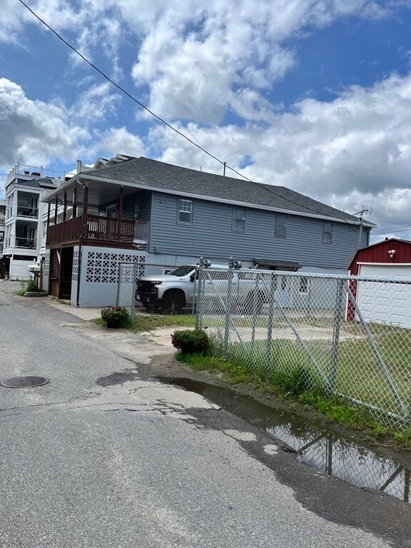 12 Atlantic Ave unit 1, Salisbury, MA 01952 - photo 2