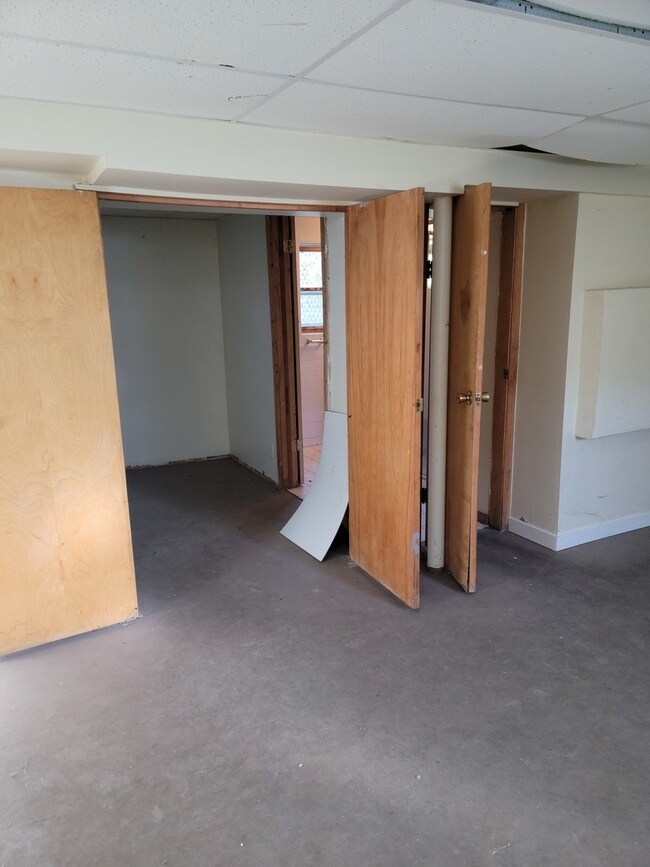 19031 Cypress Ave, Country Club Hills, IL 60478 - photo 6