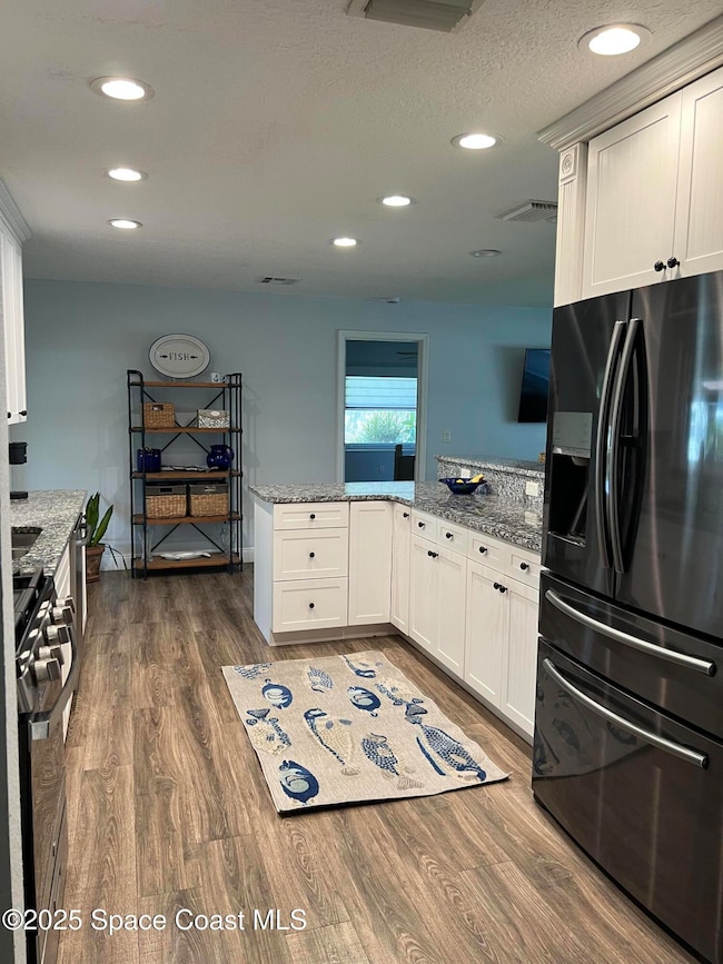 821 Hanover Ct, Rockledge, FL 32955 - photo 3