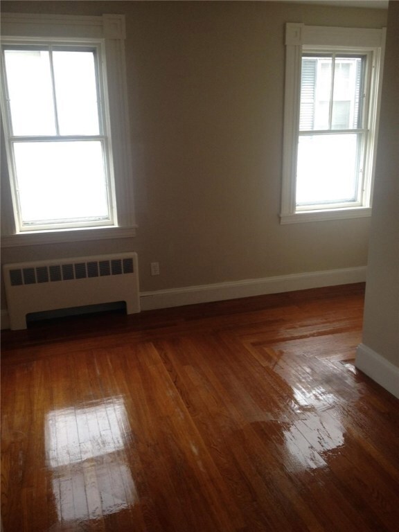 41 Church St, Bristol, RI 02809 - photo 7