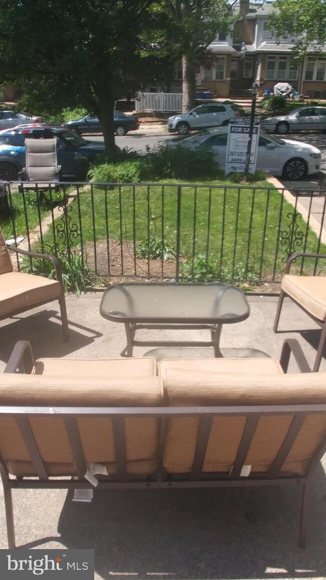 3525 Oakmont St, Philadelphia, PA 19136 - photo 2