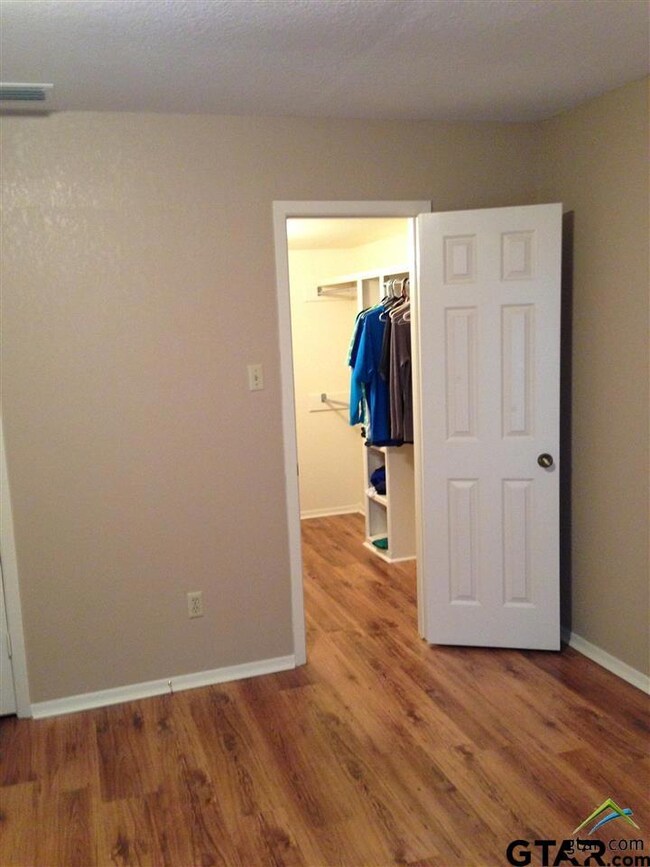 1602 1602 Timber Creek Dr, Tyler, TX 75703 - photo 7