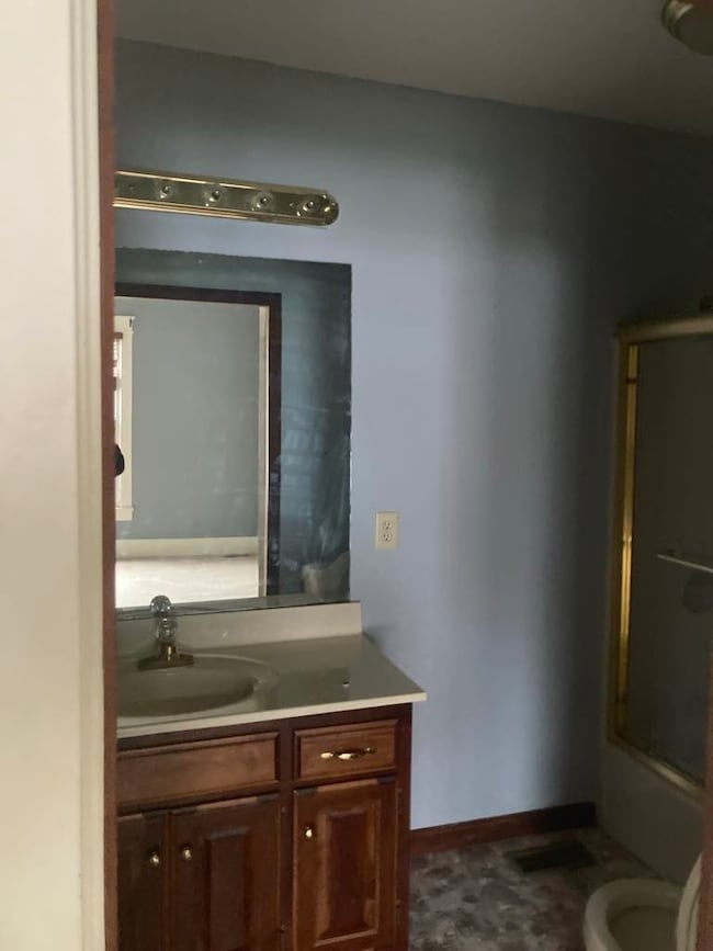 701 Whitthorne St, Shelbyville, TN 37160 - photo 5