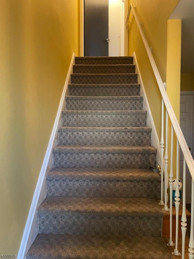 113 Hawthorne Ave unit 2, Hawthorne, NJ 07506 - photo 2