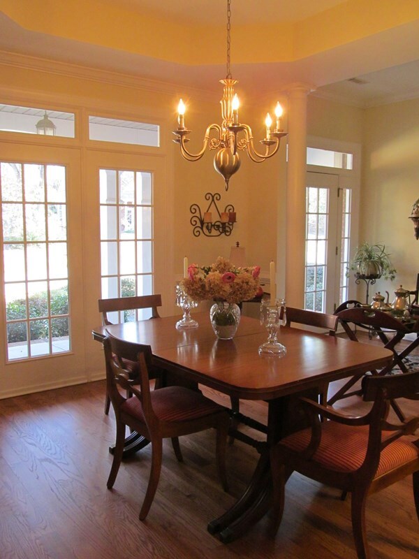 Spacious Dining Area
