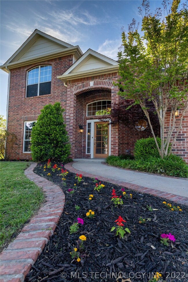 2925 W E St, Jenks, OK 74037 - photo 2