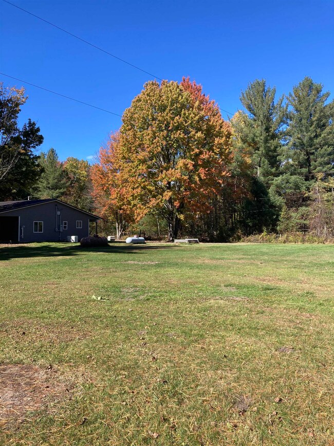 3748 Fitzwater Rd, Gladwin, MI 48624 - photo 4