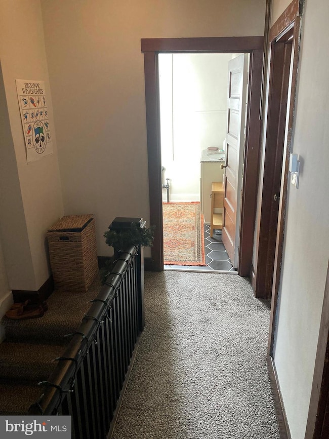 304 S 3rd Ave, Reading, PA 19611 - photo 6