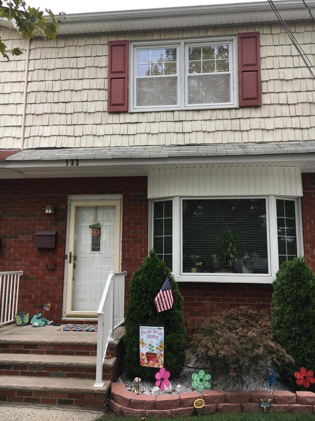 133 leverett 1