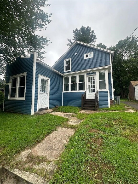 21 Pine St, Easthampton, MA 01027 - photo 2