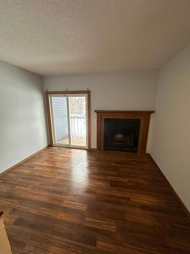 1818 113th Ln NW, Coon Rapids, MN 55433 - photo 5