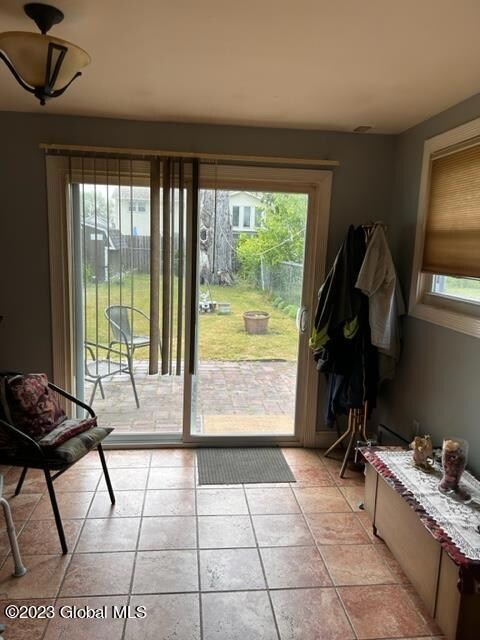 1182 Walnut Ave, Schenectady, NY 12306 - photo 6