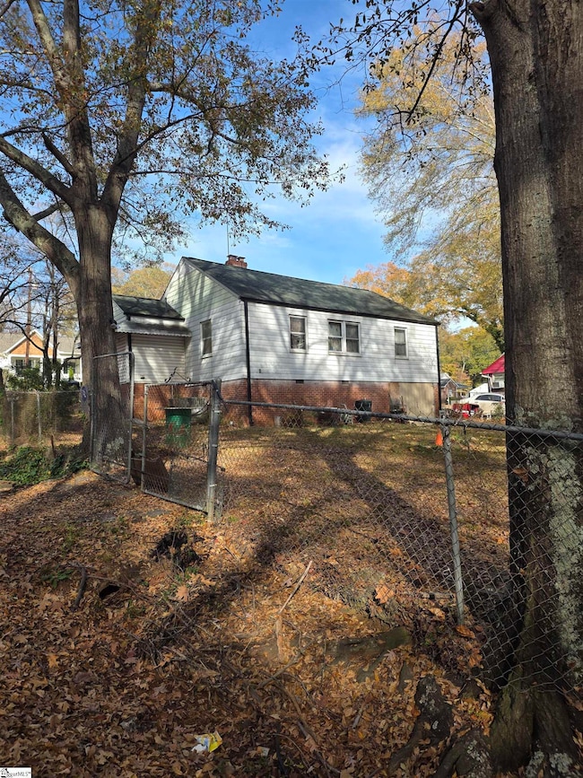 231 Potomac Ave, Greenville, SC 29605 - photo 2