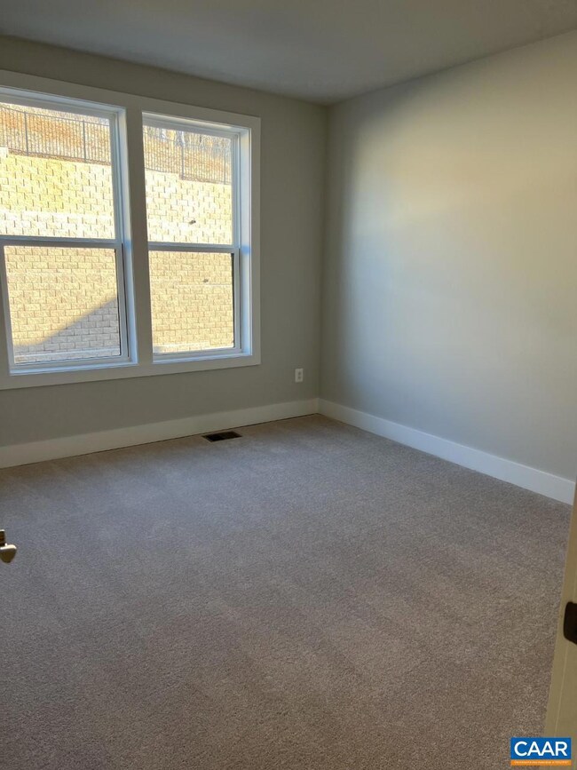 807 Wesley Ln unit A, Charlottesville, VA 22911 - photo 7