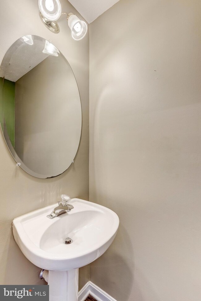 312 Canoe Ln, Edgewood, MD 21040 - photo 6