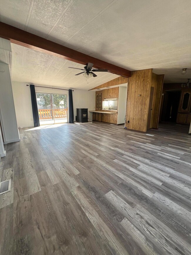 2241 Greensprings Dr unit 27, Klamath Falls, OR 97601 - photo 5