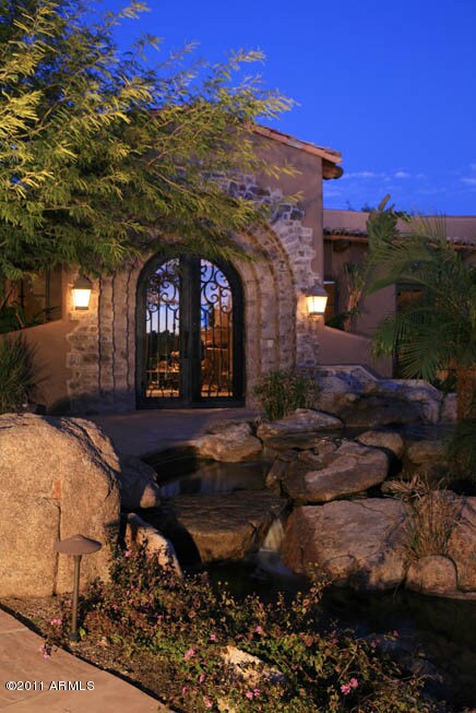 Night-Entry