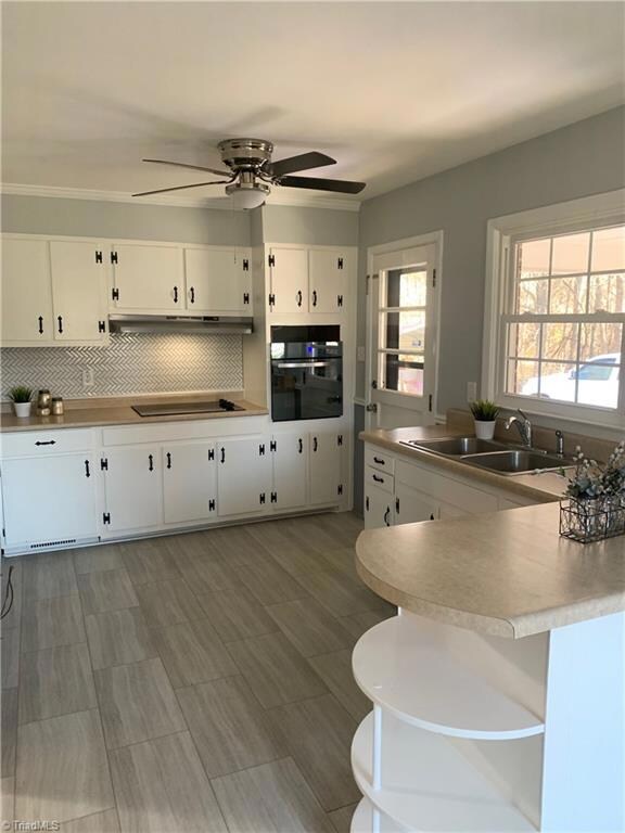 5239 Sweetwater Ct, Greensboro, NC 27407 - photo 7