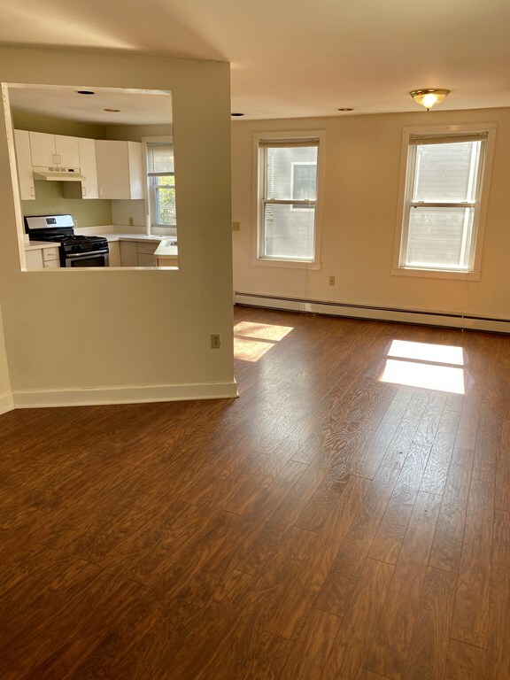 18 Mitchell St unit 3, Boston, MA 02127 - photo 5