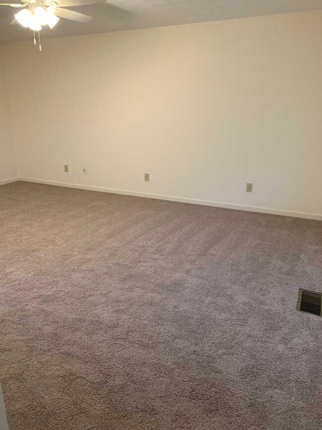 608 Moody Ct unit B, Lebanon, TN 37087 - photo 6