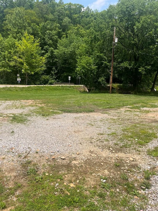 13491 S Ky Rt 7, Kite, KY 41828 - photo 3