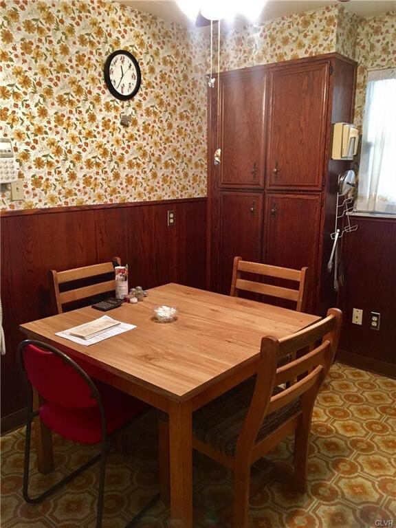 1333 Greenview Dr, Bethlehem, PA 18018 - photo 3