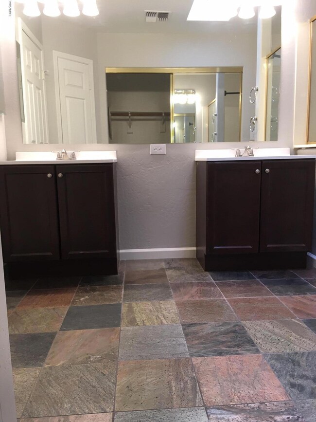 5200 W Saragosa St, Chandler, AZ 85226 - photo 7