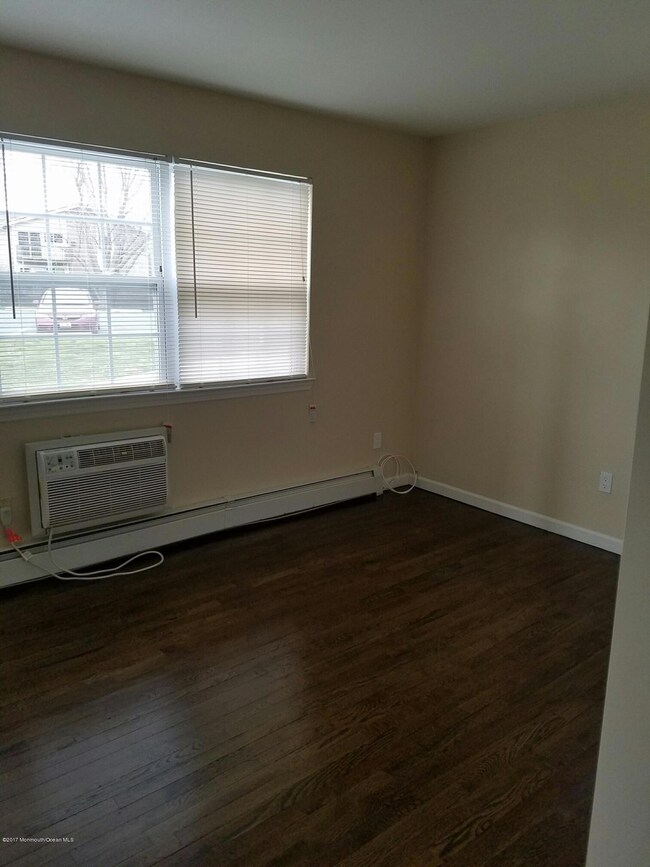 581 Patten Ave unit 39, Long Branch, NJ 07740 - photo 5