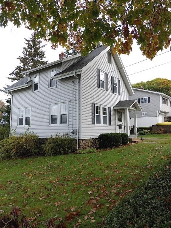 77 Kalmar St, Worcester, MA 01606 - photo 2