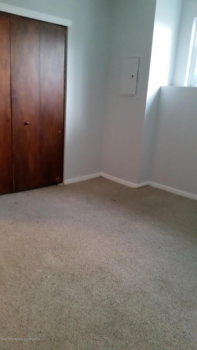 basement bedroom