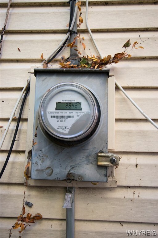 435 20th St, Niagara Falls, NY 14303 - photo 4