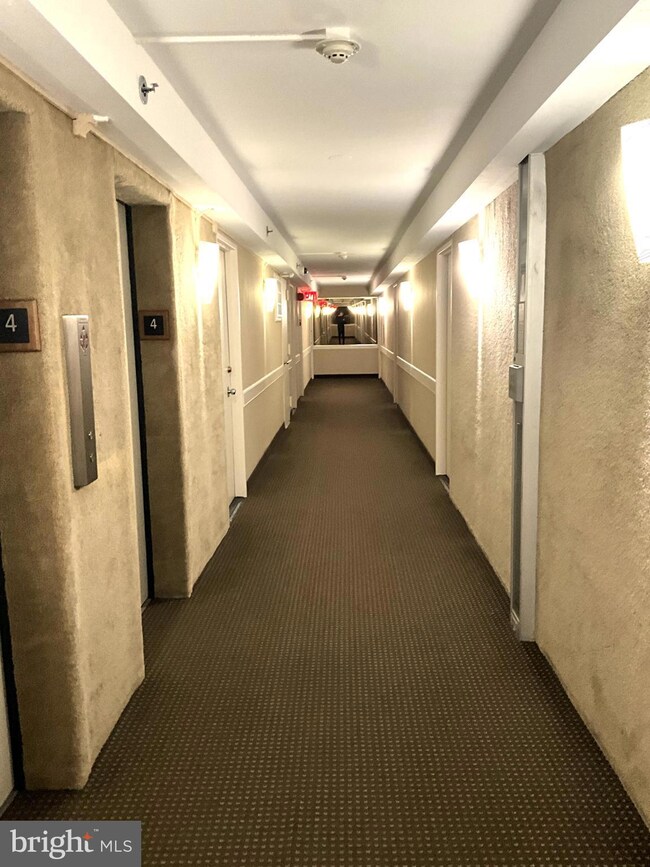 6101 Monmouth Ave unit 407, Ventnor City, NJ 08406 - photo 5