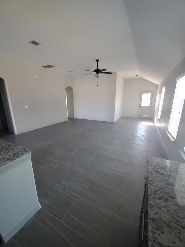 13744 Villa Vista Ave, Horizon City, TX 79928 - photo 5