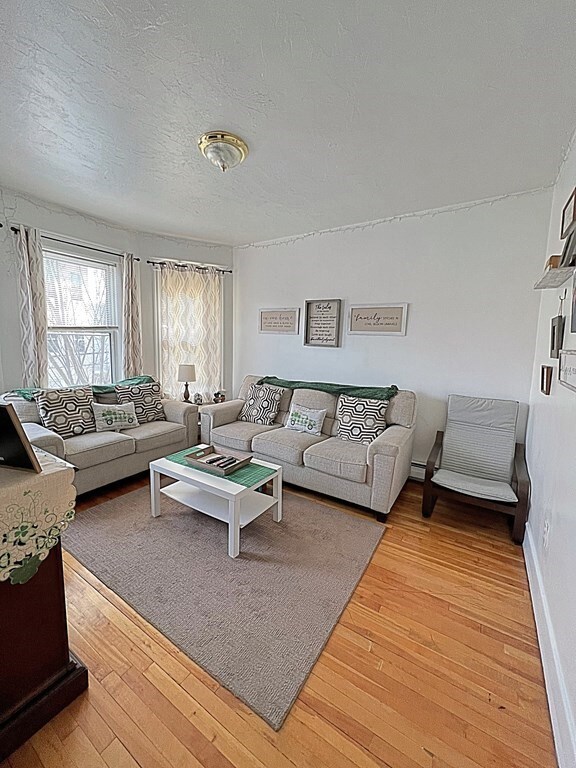 469 Windsor St unit 2, Cambridge, MA 02141 - photo 2