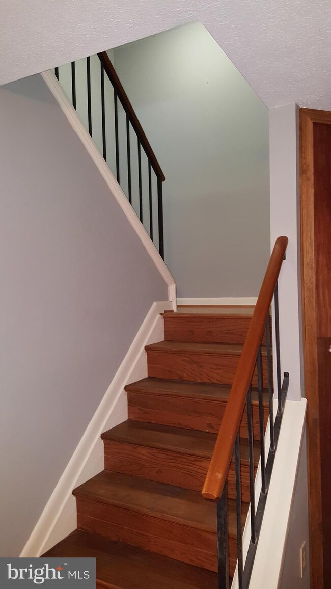 19972 Appledowre Cir, Germantown, MD 20876 - photo 7