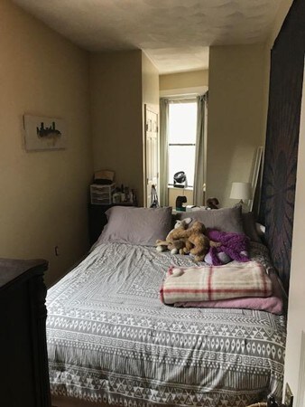 23 Charter St unit 4, Boston, MA 02113 - photo 2