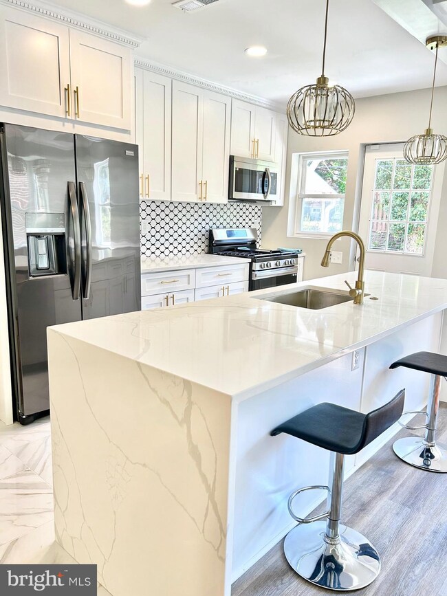 1533 Winston Ave, Baltimore, MD 21239 - photo 7