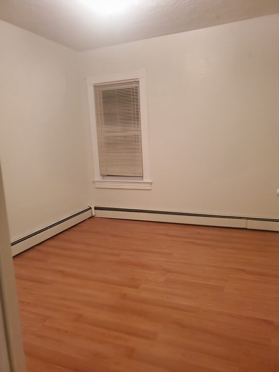 150 Hunter St unit 2, Fall River, MA 02721 - photo 4