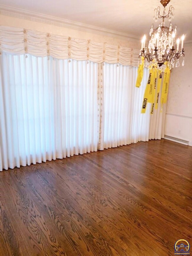 1550 SW Stratford Rd, Topeka, KS 66604 - photo 6