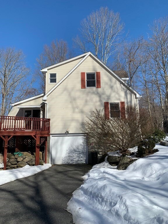 1164 Dunhamtown Brimfield Rd, Brimfield, MA 01010 - photo 3